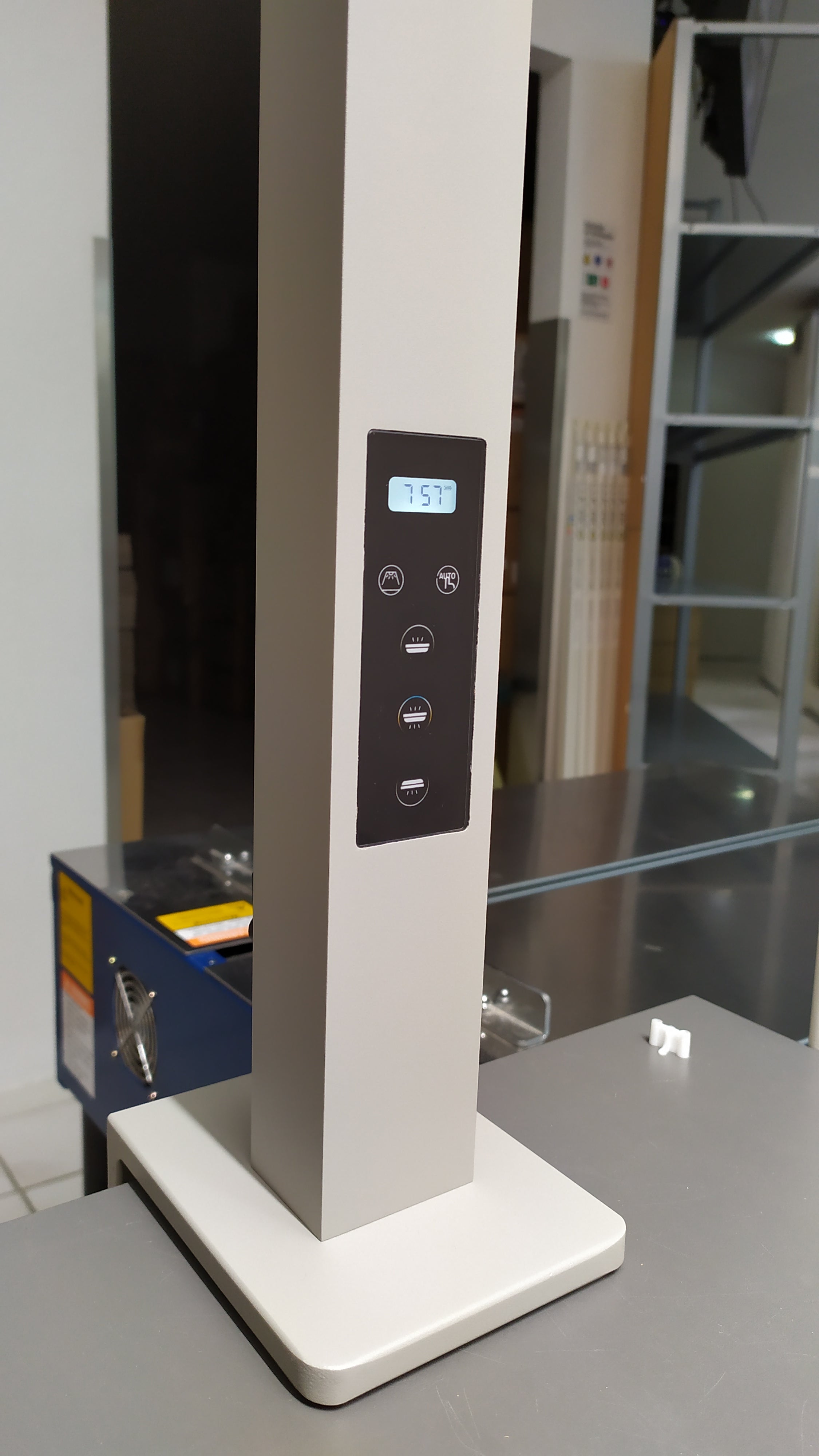 Bedienfeld für Steh- und Klemmleuchten